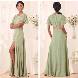 Lulus deep in my heart sage brush Swiss dot maxi